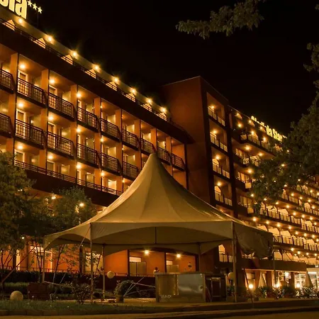 Отель Gladiola Akacia 3-star 3*
